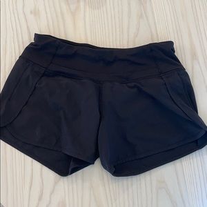 Lululemon shorts black